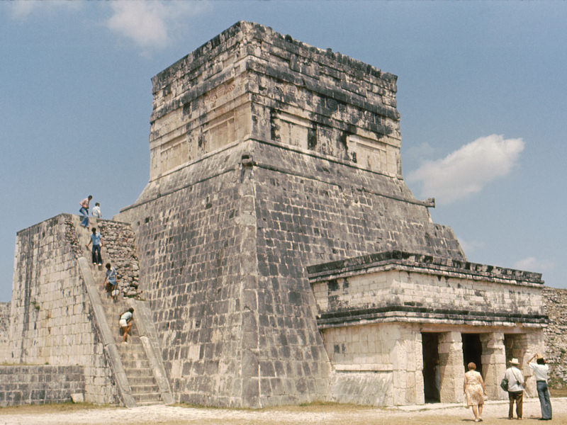 Mexico, Yucatn, Chichn Itz, Temple of the Jaguars